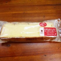 デカいのに激安なファミマのパンを食べる / ちぎれるシュガーマーガリンのパン