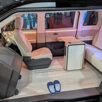 クルマがリビングルームに、シャープがEVコンセプト「LDK+」第二弾を公開【ジャパンモビリティショー2025】