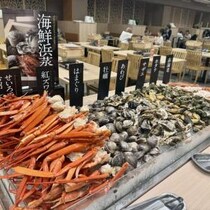 新鮮な魚介類を思う存分いただく超豪華ビュッフェ！「大江戸温泉物語 あわづグランドホテル」宿泊レポート