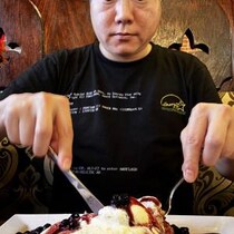 教会をそのままパンケーキ屋にした店「パンケーキマナー」に行ってみた / なんと24時間営業