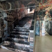 【愛知県瀬戸市】廃校でゾックゾク！アート初心者でも楽しい国際芸術祭「あいち2025」