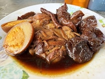 タイ人が認めたタイ人によるタイ人のためのカームー専門食堂に行ってみた