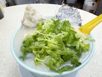 魚のシッポが大量に入った「魚のシッポ丼」を食べた結果