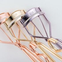 【1100円】まつ毛がくるん♪貝印のアイラッシュカーラーは可愛いだけじゃない