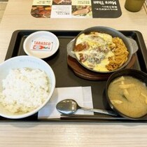 松屋の「西条てっぱんナポリタン炙りチーズハンバーグ」は最後の最後にさらなる感動
