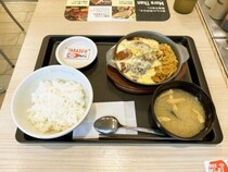 松屋の「西条てっぱんナポリタン炙りチーズハンバーグ」は最後の最後にさらなる感動