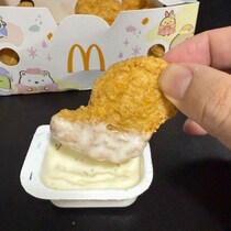 マクドナルド「ナゲット15ピースが490円でトクニナルド！」2種類の期間限定ソースも登場