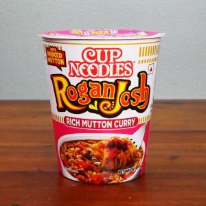 インドのコンビニで買えるカップヌードル「贅沢マトンカレー味」を食べた結果→ ガチだった