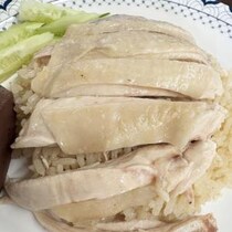 タイ人が「バンコクならここのカオマンガイが最高にウマイ」と教えてくれたので行ってみた