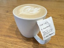 ご当地コーヒー「フラットホワイト」とは何か / スタバにもある