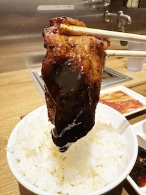 焼肉ライクは鶏肉もウマイから「食べてみてほしい」と言おうと思ったけど