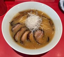 【大阪グルメ】風味たっぷりの浮き糀味噌　カドヤ食堂 総本店で限定の「焼き豚味噌ラーメン」