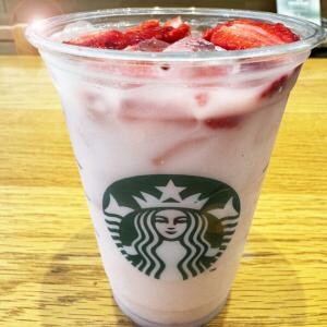 オーストアリアのスタバで飲める「ピンクドリンク」が謎すぎるしウマイんだけど! なんで!?