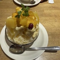 【鹿児島グルメ】氷白熊(しろくま)でおなじみ天文館「むじゃき」期間限定のマンゴーラッシー白熊を食べてみた