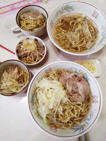 ラーメン二郎が家二郎を推奨！「店に迷惑だから二郎諦めた」「赤ちゃん抱っこで急いで食べた」→ そんな我慢しないで
