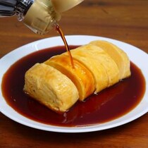 だし巻き玉子に醤油をたっぷりかけて食べると美味しい件