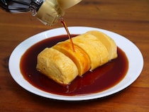 だし巻き玉子に醤油をたっぷりかけて食べると美味しい件