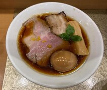 【大阪グルメ】近鉄・阪神の大阪難波駅構内にある行列のできるラーメン店　「なにわ麺次郎」に行ってみた