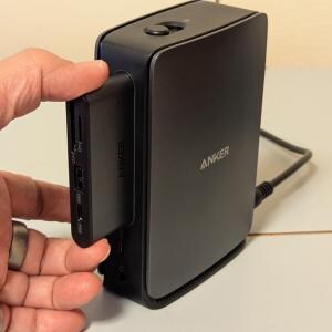 AnkerがUSB-Cハブを着脱して持ち運べる13-in-1ドッキングステーションを発売