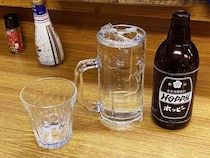 【グルメ】おそらく日本で一番ホッピーの中の量が多い居酒屋→ 多すぎてホッピー注げなかった話