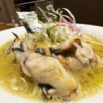 東京・築地のラーメン屋「牡蠣と貝」に行って牡蠣ラーメンを食べた件を話そうか