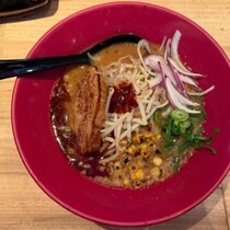 博多ラーメン「一風堂」冬の風物詩！　3種の味噌が香る「味噌赤丸」を食べてみた