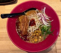 博多ラーメン「一風堂」冬の風物詩！　3種の味噌が香る「味噌赤丸」を食べてみた