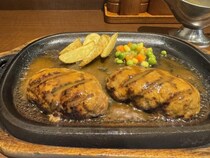 【グルメ情報】葬送のフリーレンが食べたハンバーグ屋「アルカサール 神保町店」で実際に食べた結果→ おいしすぎて感動した話