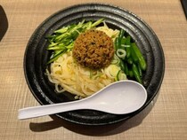 【宇都宮グルメ】復刻の「炸醤麺」も食べることができる！　駅ビルの人気餃子店「宇都宮みんみん」【餃子】