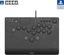 迷える格ゲーマーへの最終回答。国内限定・HORI「NOLVA」なら、設定不要でPS5のQOLが上がる