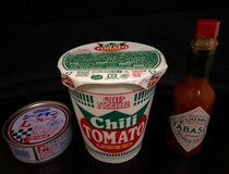 鳥羽周作シェフ「みんな大好きチリトマトがめちゃうまに」　シーチキンとタバスコをチリトマトヌードルに！？