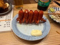 【立ち飲みグルメ】「ウインナーファイブ」や「炙りサーモン刺し」など　「立呑み晩杯屋」の新メニュー