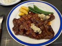 【新宿グルメ】「新宿西口でお手頃価格のステーキランチを」という感じだった「ル・モンド」　久々に食べてみた
