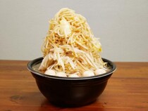 ラーメン二郎インスパイア「火の豚」をウーバーしたら届いたラーメンがコレで最高オブ最高