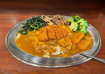【グルメ情報】実際に食べて感動したカツカレー20選発表 / 激うまカレーライスの福岡県警察本部食堂は選外に