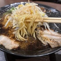 黒マー油が特徴の熊本ラーメンの原点的存在「好来ラーメン」が東京駅「東京ラーメンストリート」に登場！