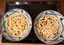 「ぶっかけうどんを」一杯たのむと「ぶっかけうどん」が一杯もらえる　丸亀製麺で3月11日から13日までの3日間