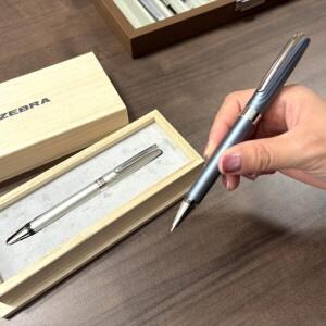 5万9400円の書き味！ ゼブラ史上最高級ボールペン「HAMON」を触ってみた