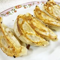 餃子の王将の裏メニュー「餃子のうす焼き」と「餃子のよく焼き」はこれだけ色と味が違う