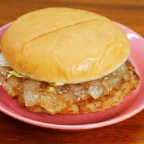 料理人・鳥羽周作シェフの「マクドナルドのマックポークをもっと美味しく食べる方法」が大絶賛→ うまいうますぎる