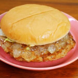 料理人・鳥羽周作シェフの「マクドナルドのマックポークをもっと美味しく食べる方法」が大絶賛→ うまいうますぎる