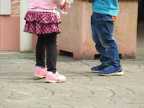 お父さんお母さんがいなくておなかすいたら、うちのラーメンたべにきてね、いつでも無料だからね  / ラーメンノックアウト南花畑本店