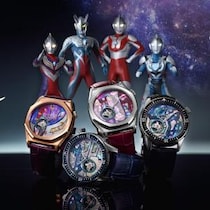 日本の伝統工芸「螺鈿細工」を駆使したウルトラマンの腕時計