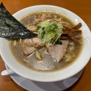 西日暮里にあの一杯が帰ってきた！ 690円で味わう深だし中華の完成形「深だし煮干中華そば ばつぐん」