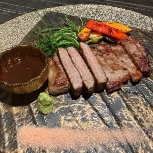 【鹿児島グルメ】天文館で贅沢な肉ランチ!「黒毛和牛専門店 ステーキ&肉寿司 きりしま牧場」