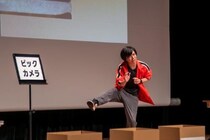 マルチネットタレント・ズズが初の単独お笑いライブで見せた「ギャガー」の本気 / 全席完売のライブレポート