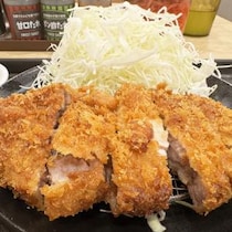 松屋フーズ「松のや」が激安価格で販売するため一気に500トン仕入れた豚肉のとんかつを食べた結果