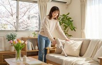 花粉の時期にちょうどいい！吹いて吸えるハンディクリーナーが便利そう