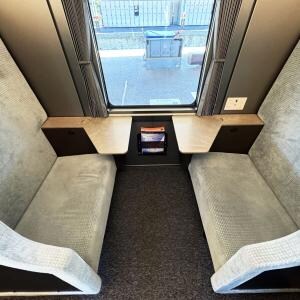 東武鉄道の特急スペーシアXはコックピットスイートだけじゃあない！ ボックスシートも楽しいよ