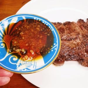 【神レシピ】料理人・鳥羽周作シェフによる「スーパーで買ったステーキ肉のおいしい作り方」はニンニク醤油でもウマイ